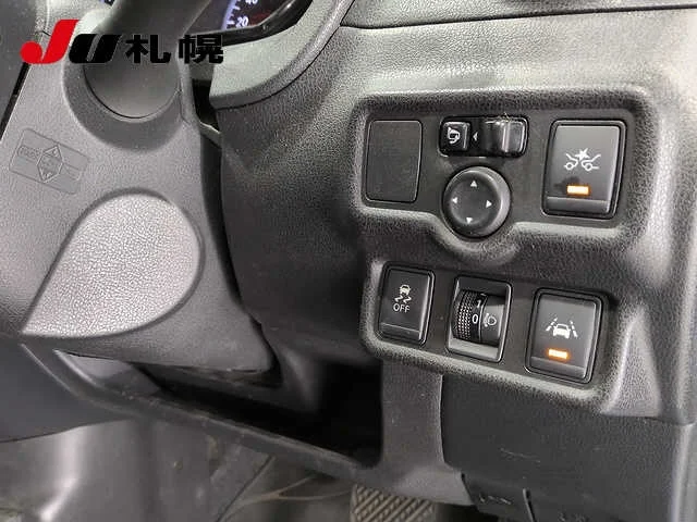 Nissan Note  с аукциона в Японии