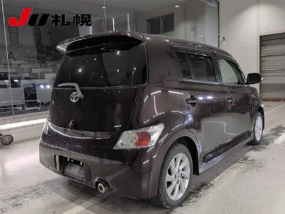 TOYOTA BB
