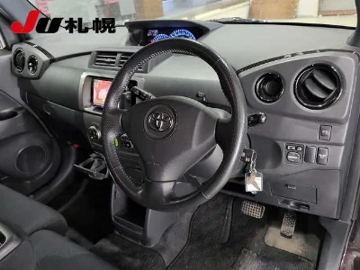 TOYOTA BB