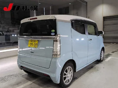 HONDA N BOX SLASH