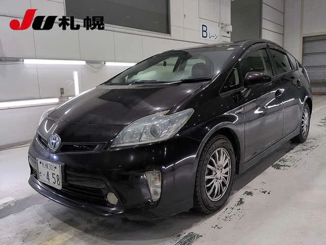 Toyota Prius  с аукциона в Японии