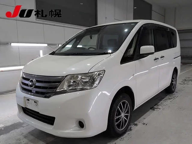 Nissan Serena  с аукциона в Японии