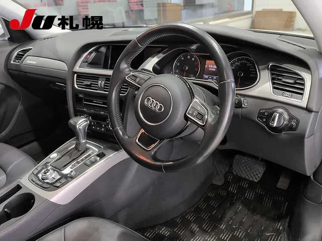 Audi A4  с аукциона в Японии