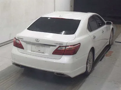 LEXUS LS