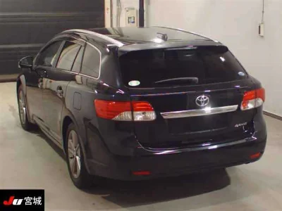 TOYOTA AVENSIS