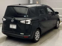 Цена авто Toyota Sienta с аукционов Японии, номер кузова NSP170G, пробег 71 000, оценка 4