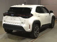 Цена авто Toyota Yaris Cross с аукционов Японии, номер кузова MXPJ10, пробег 100 000, оценка 8