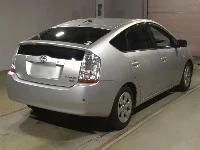 Цена авто Toyota Prius с аукционов Японии, номер кузова NHW20, пробег 128 000, оценка 7