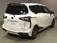 Цена авто Toyota Sienta с аукционов Японии, номер кузова NHP170G, пробег 210 000, оценка 4