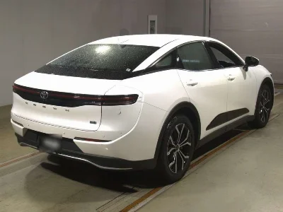 TOYOTA CROWN CROSSOVER