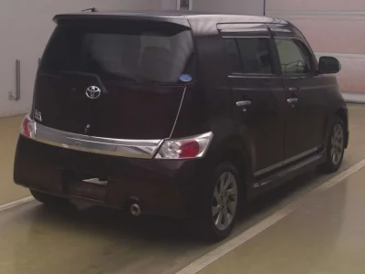 TOYOTA BB