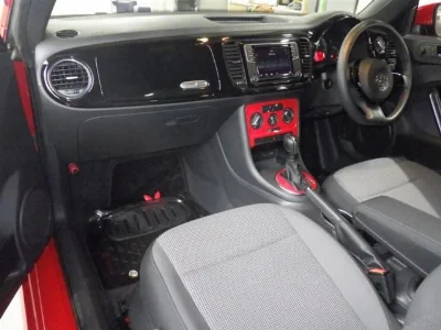 VOLKSWAGEN THE BEETLE