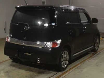 TOYOTA BB