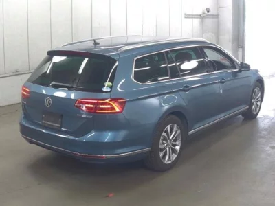VOLKSWAGEN PASSAT VARIANT