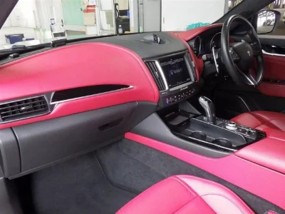 MASERATI LEVANTE