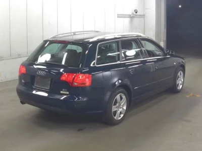 AUDI A4 AVANTE