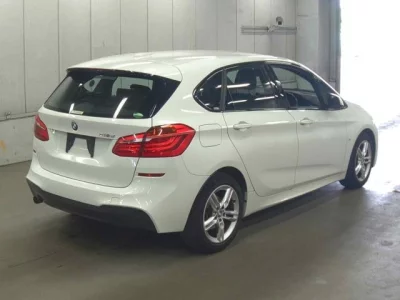 BMW 2 SERIES