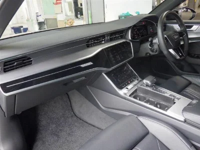 AUDI A6 AVANTE