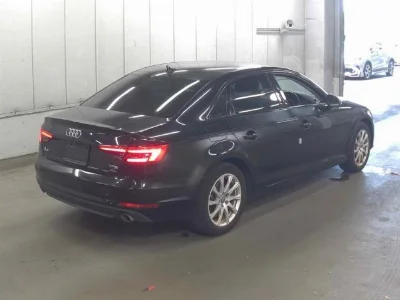 AUDI A4 AVANTE