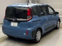 Цена авто Toyota Sienta с аукционов Японии, номер кузова MXPC10G, пробег 8 000, оценка 8