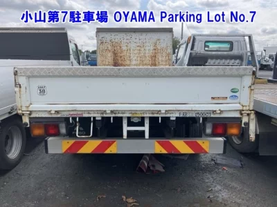 MITSUBISHI CANTER