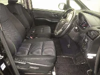 Цена авто Toyota Voxy с аукционов Японии, номер кузова ZRR80W, пробег 96 000, оценка 8