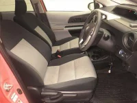 Цена авто Toyota Aqua с аукционов Японии, номер кузова NHP10, пробег 170 000, оценка 6