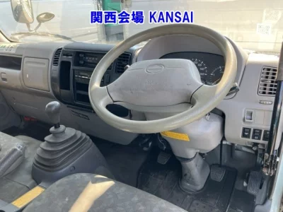 HINO DUTRO 4