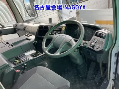 MITSUBISHI FUSO SUPER GREAT