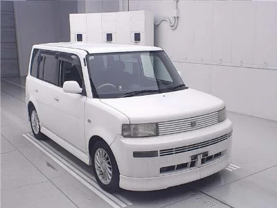 TOYOTA BB