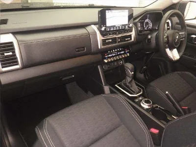 MITSUBISHI TRITON