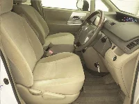 Цена авто Toyota Noah с аукционов Японии, номер кузова ZRR70G, пробег 180 000, оценка 6