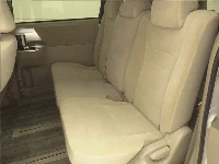 Цена авто Toyota Noah с аукционов Японии, номер кузова ZRR70G, пробег 180 000, оценка 6