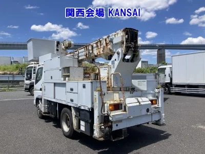 MITSUBISHI CANTER