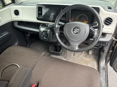 SUZUKI MRWAGON