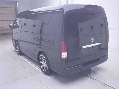 TOYOTA REGIUS ACE VAN