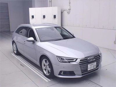 AUDI A4 AVANTE