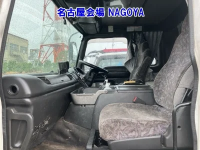 ISUZU GIGA