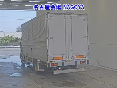 MITSUBISHI FUSO FIGHTER