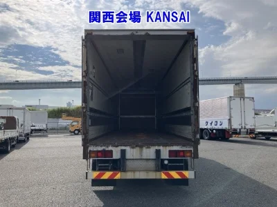 ISUZU GIGA