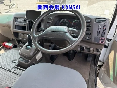 MITSUBISHI FUSO ROSA