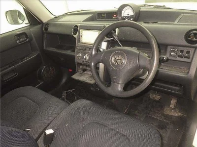 TOYOTA BB