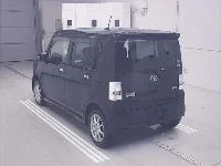Toyota Pixis Space