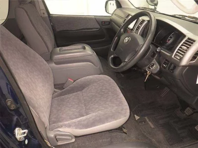 TOYOTA REGIUS ACE VAN