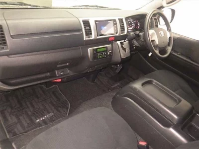 TOYOTA REGIUS ACE VAN