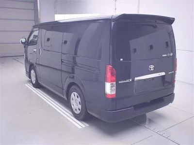 TOYOTA REGIUS ACE VAN
