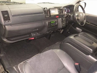 TOYOTA REGIUS ACE VAN
