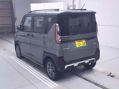 MITSUBISHI DELICA MINI