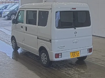 NISSAN CLIPPER VAN