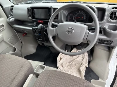 NISSAN CLIPPER VAN